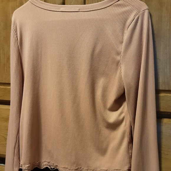 Pink button up - Picture 2 of 3